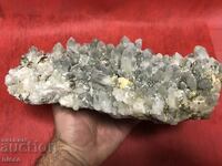 Quartz with pyrite