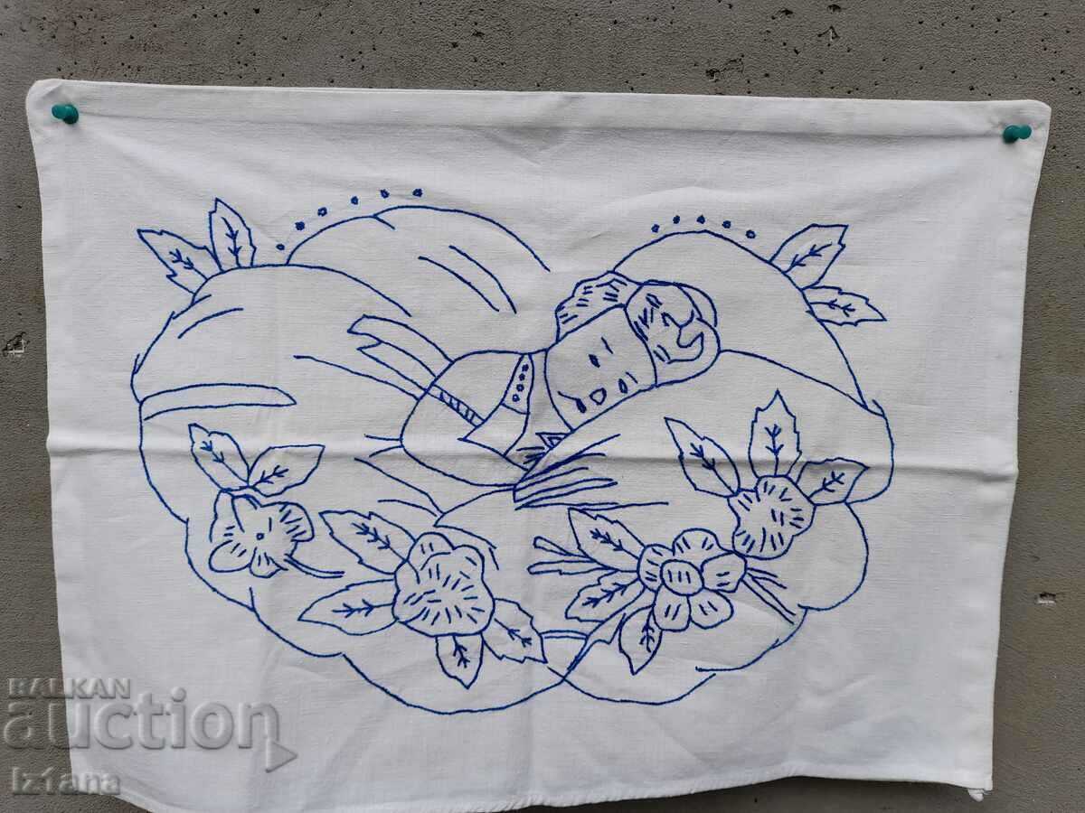 Vintage embroidered pillowcase with price 25.00 BGN | € 12.78 Vintage embroidered pillowcase with price 25.00 BGN | € 12.78