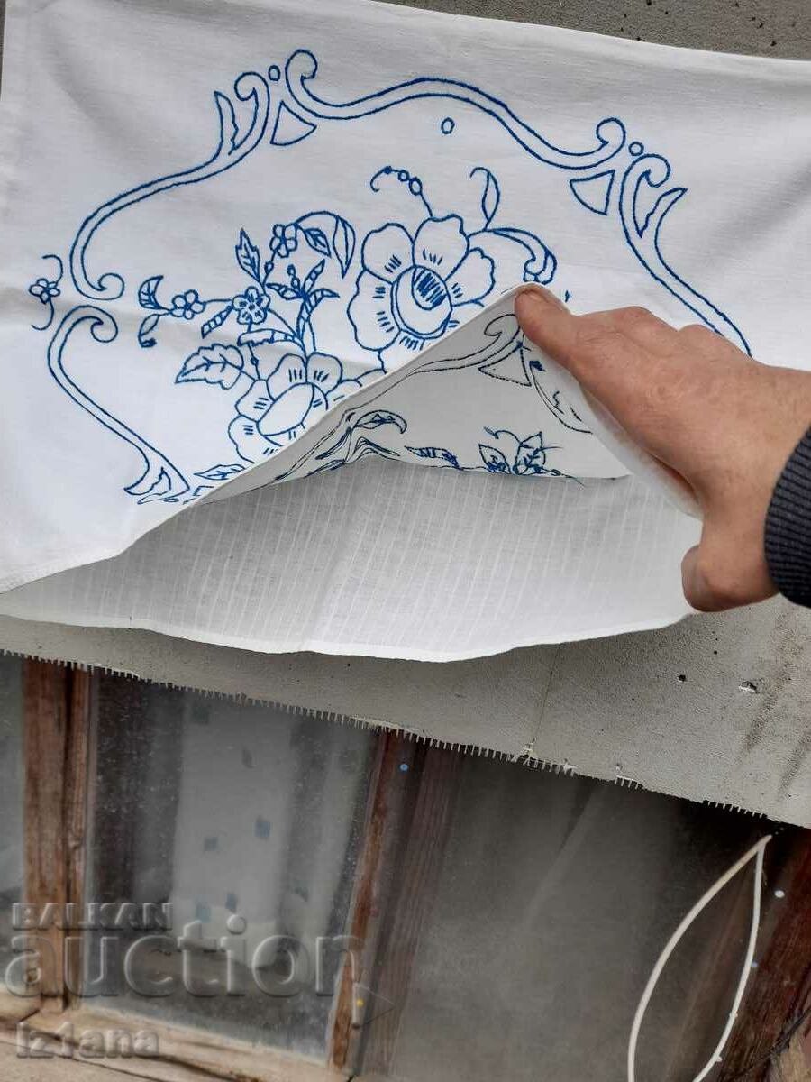 Auction  Vintage embroidered pillowcase