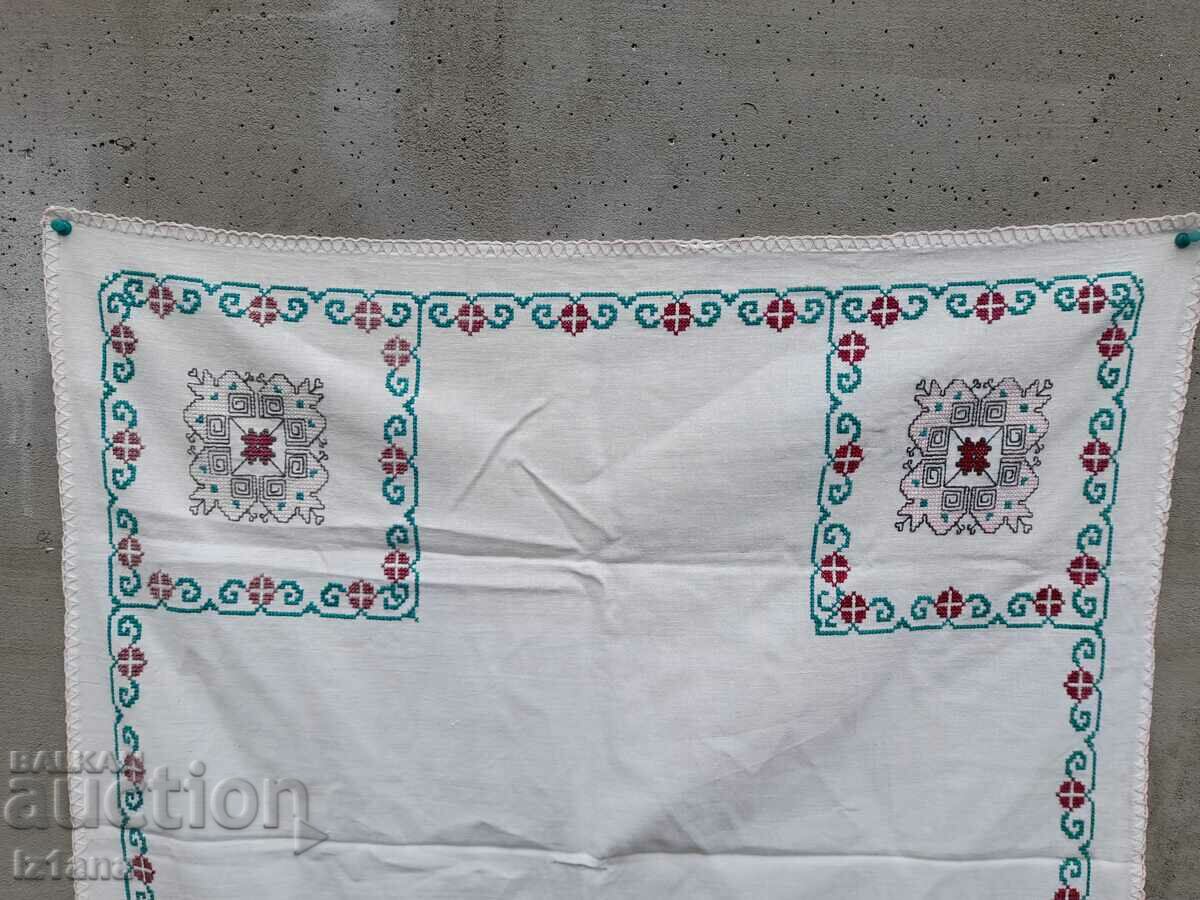 Auction  Old embroidered tablecloth, square