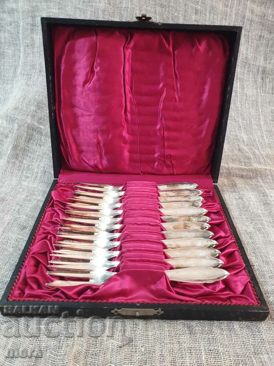 Set vintage de furculițe pentru desert placate cu argint - bruckmann