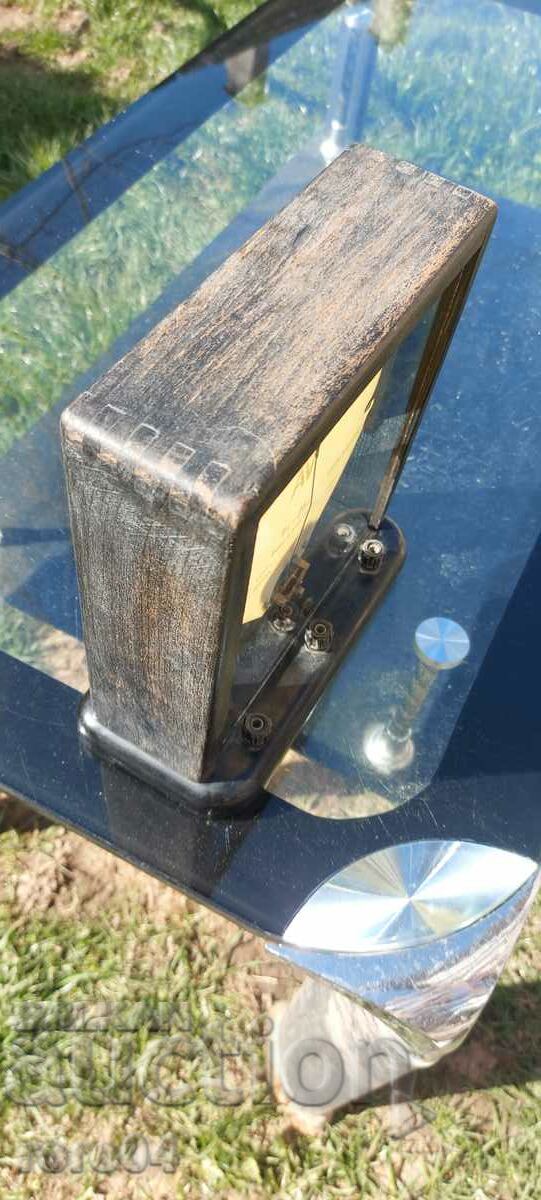 AMPERE - VOLT METER - 7 AMPERE - VOLT METER - 7