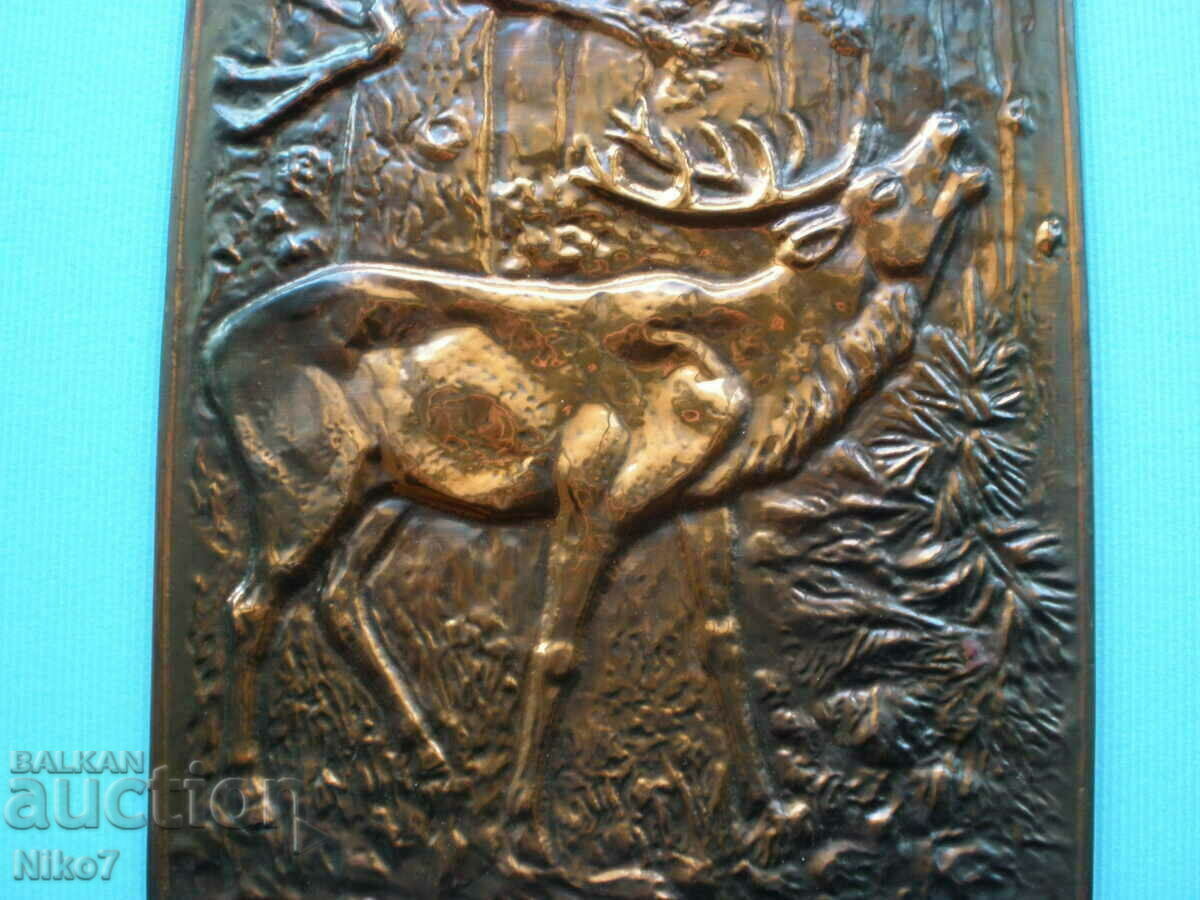 Delivery of Old, copper, handmade hunting themed panel. Delivery of Old, copper, handmade hunting themed panel.