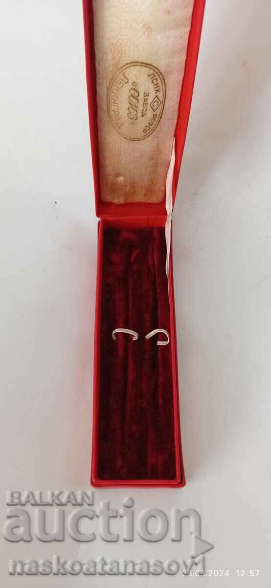 Delivery of Pen case Delivery of Pen case