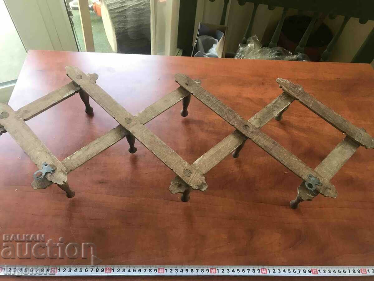 Umeraș Umeraș LEMN EXTENSIBIL DE PERETE CULISANT - 5 Umeraș Umeraș LEMN EXTENSIBIL DE PERETE CULISANT - 5