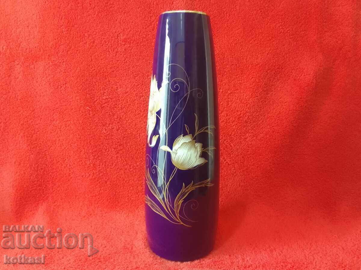 Vaza mare din portelan vechi KPM Cobalt Flori aurite lucrate manual cu preț € 18.15 | 35.50 BGN