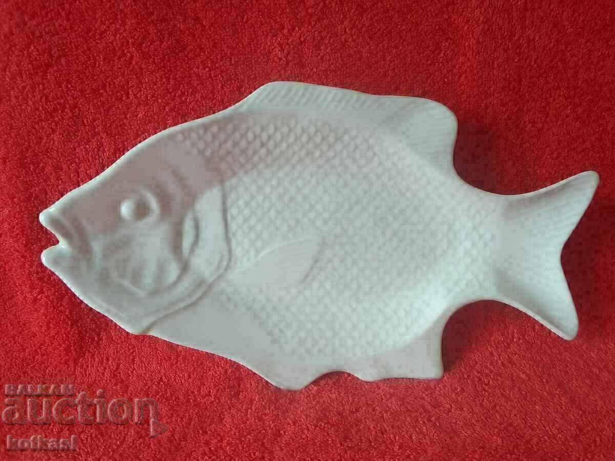 Old porcelain plate with a fish figure with price 21.00 BGN | € 10.74 Old porcelain plate with a fish figure with price 21.00 BGN | € 10.74