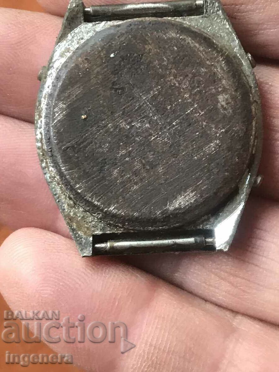 Delivery of WATCH ELECTRONIC MANUAL RETRO USED PARTS REPAIR