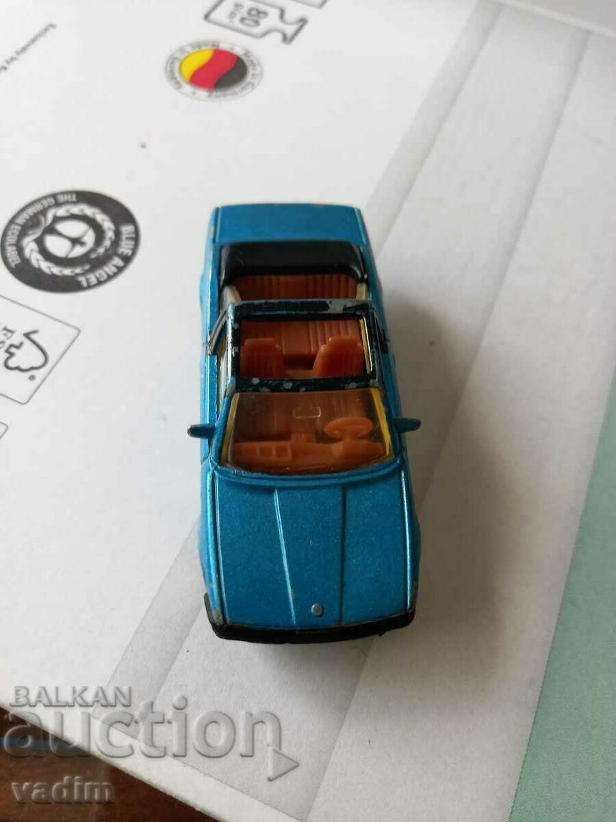 Auction MACHBOX BMW 323 CABRIOLET RARE Auction MACHBOX BMW 323 CABRIOLET RARE