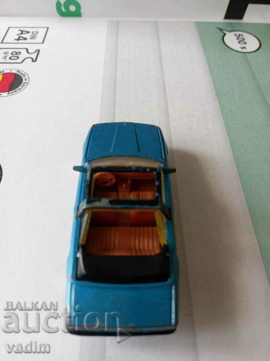 Delivery of MACHBOX BMW 323 CABRIOLET RARE Delivery of MACHBOX BMW 323 CABRIOLET RARE