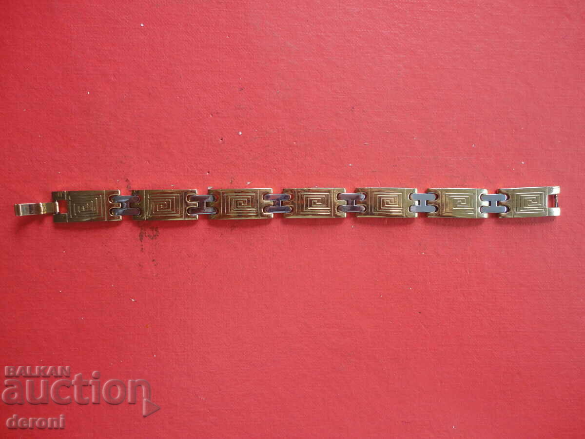 Amazing gold plated bracelet with price 20.00 BGN | € 10.23 Amazing gold plated bracelet with price 20.00 BGN | € 10.23