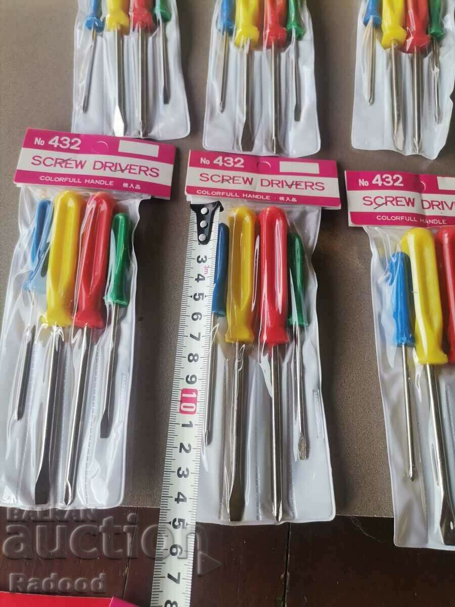 Auction Screwdrivers 10 sets Auction Screwdrivers 10 sets