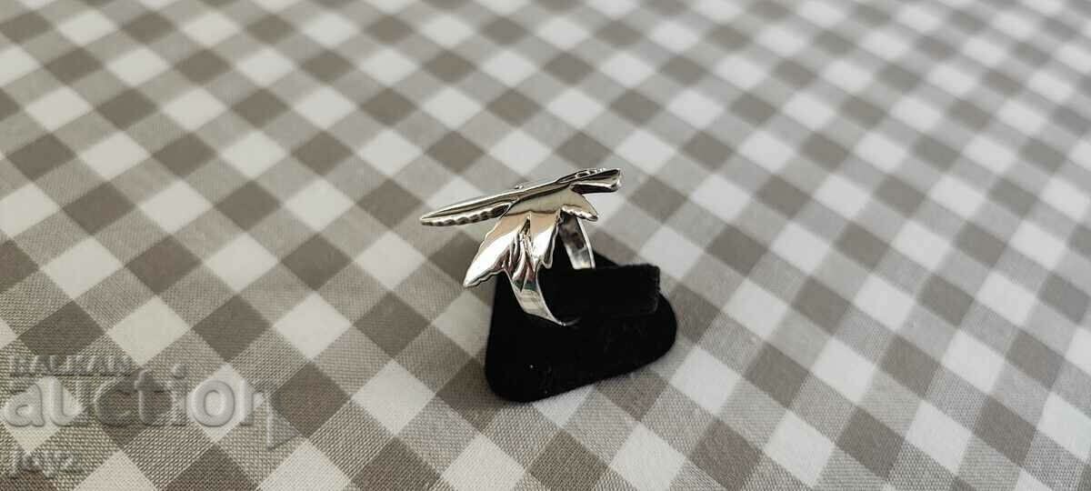 Delivery of SILVER RING 4.75 GRAMS/ SAMPLE 925 Delivery of SILVER RING 4.75 GRAMS/ SAMPLE 925