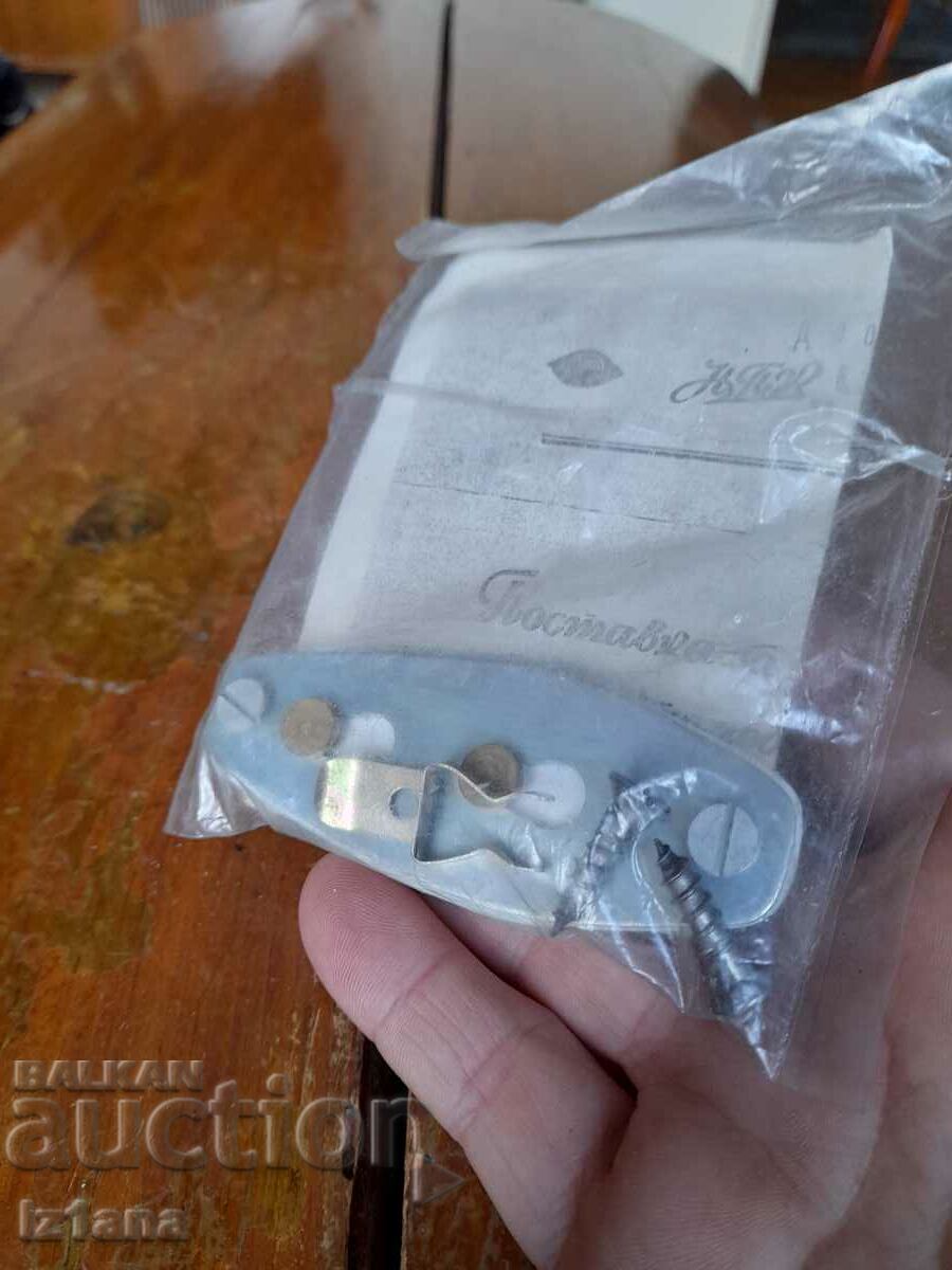 Δημοπρασία Παλιά βάση για εξωτερικούς καθρέφτες αυτοκινήτου Δημοπρασία Παλιά βάση για εξωτερικούς καθρέφτες αυτοκινήτου