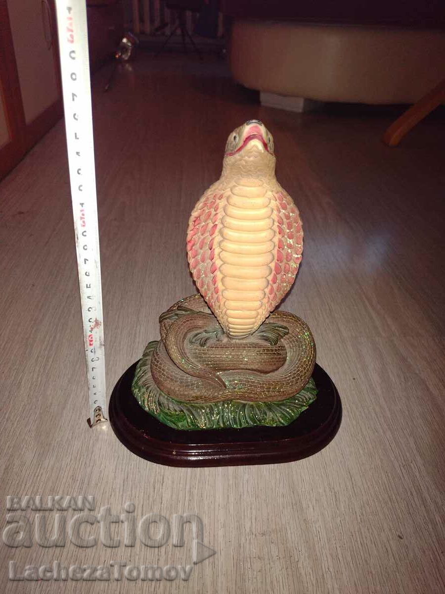 Beautiful figure figurine Cobra perfect condition