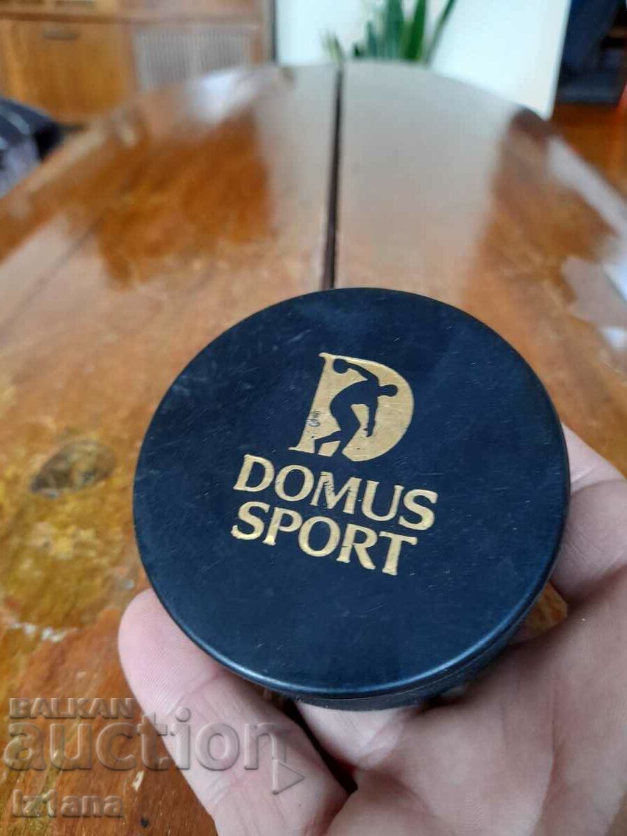 Παλιό ξωτικό χόκεϊ Domus Sport με τιμή 47.00 BGN | € 24.03 Παλιό ξωτικό χόκεϊ Domus Sport με τιμή 47.00 BGN | € 24.03