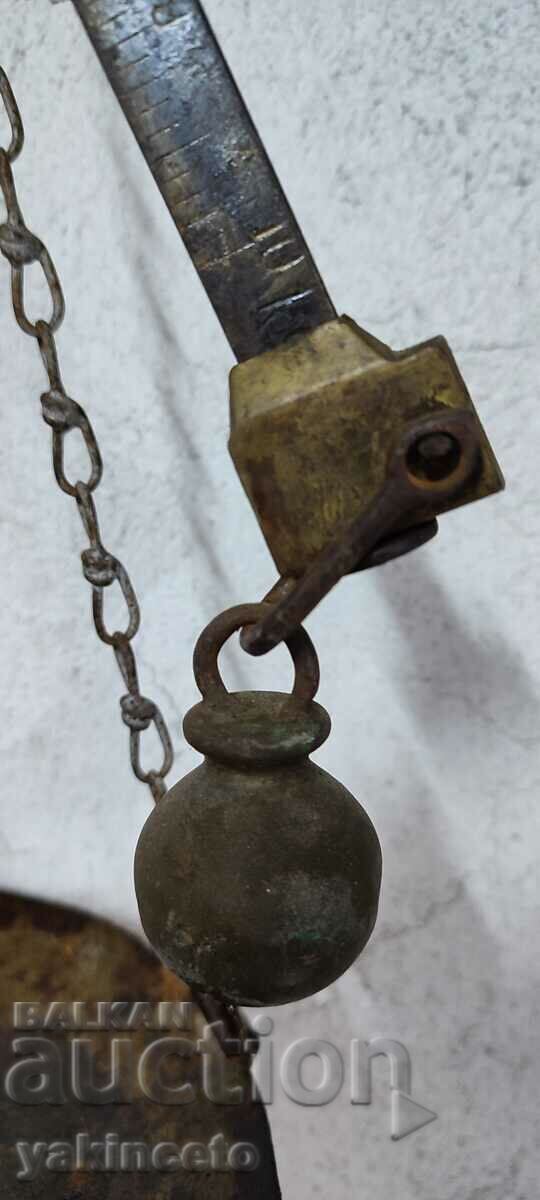 Auction  Old topuzlia, scale, palanza