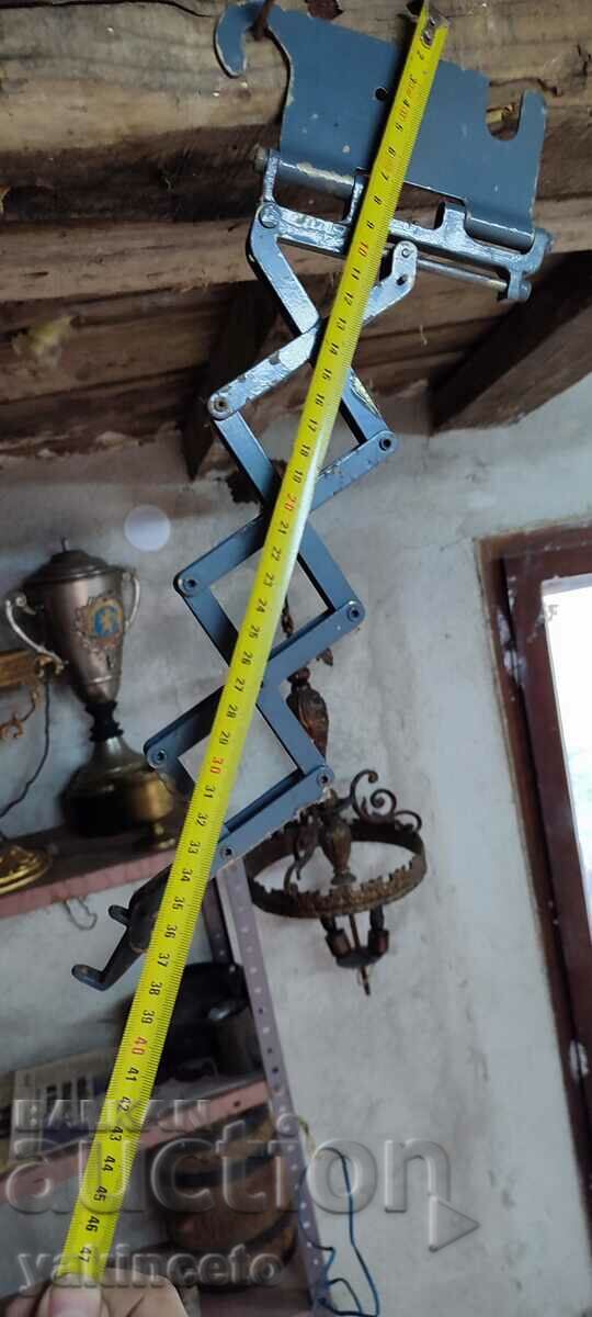 Lamp stand with price 25.00 BGN | € 12.78