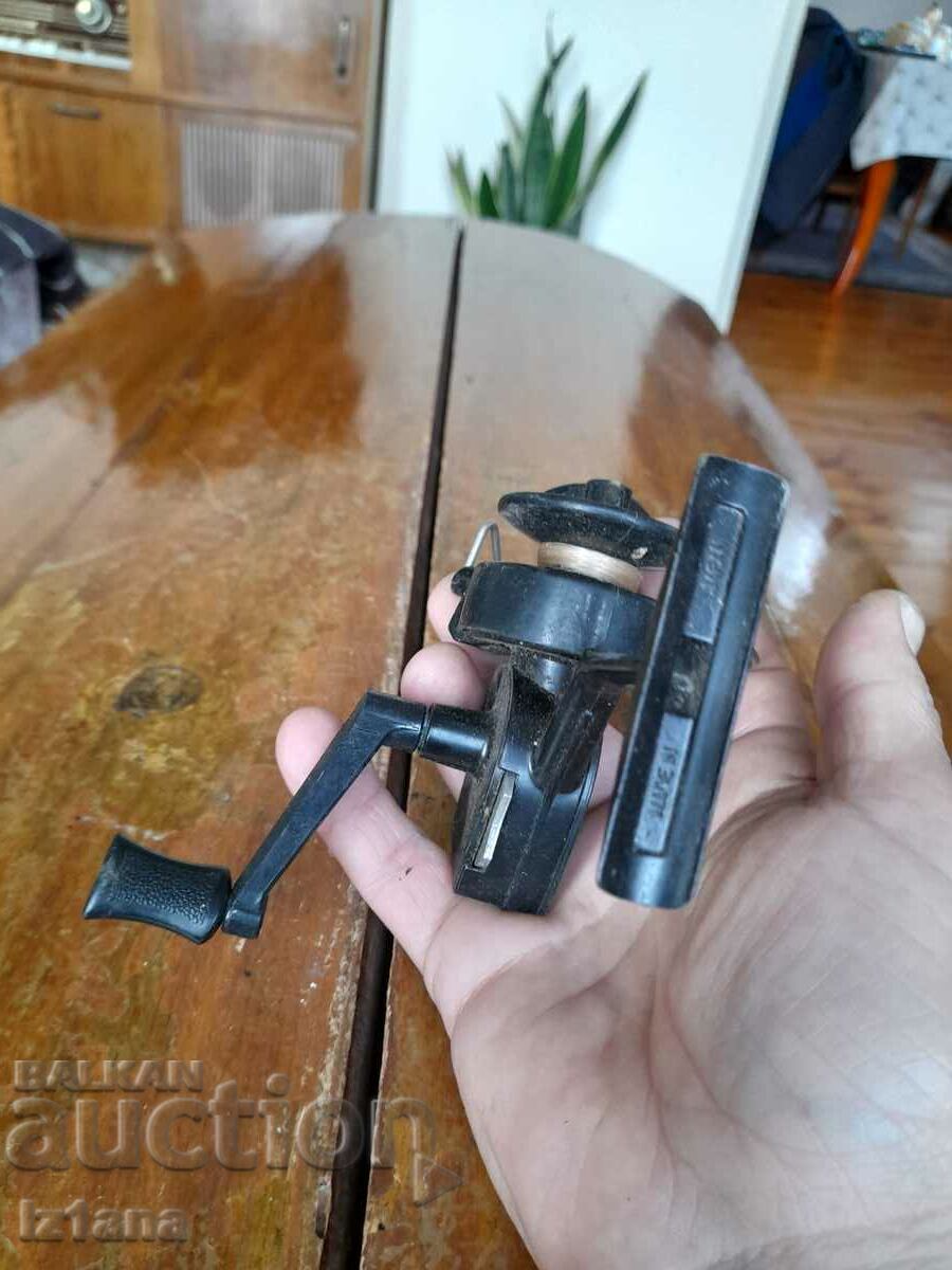 Auction Old fishing reel Pirat 01 Auction Old fishing reel Pirat 01