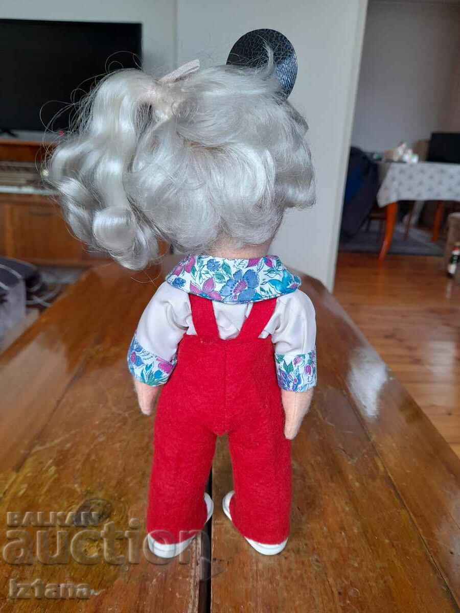 Livrarea Vechea păpușă Minnie Mouse Livrarea Vechea păpușă Minnie Mouse