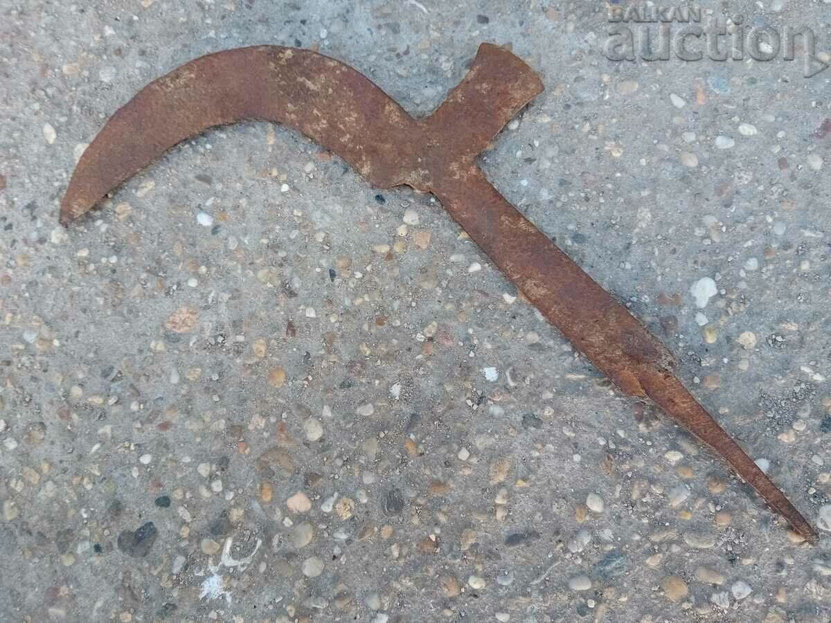 vintage PRIMITIVE koser hand forged with price 25.00 BGN | € 12.78 vintage PRIMITIVE koser hand forged with price 25.00 BGN | € 12.78