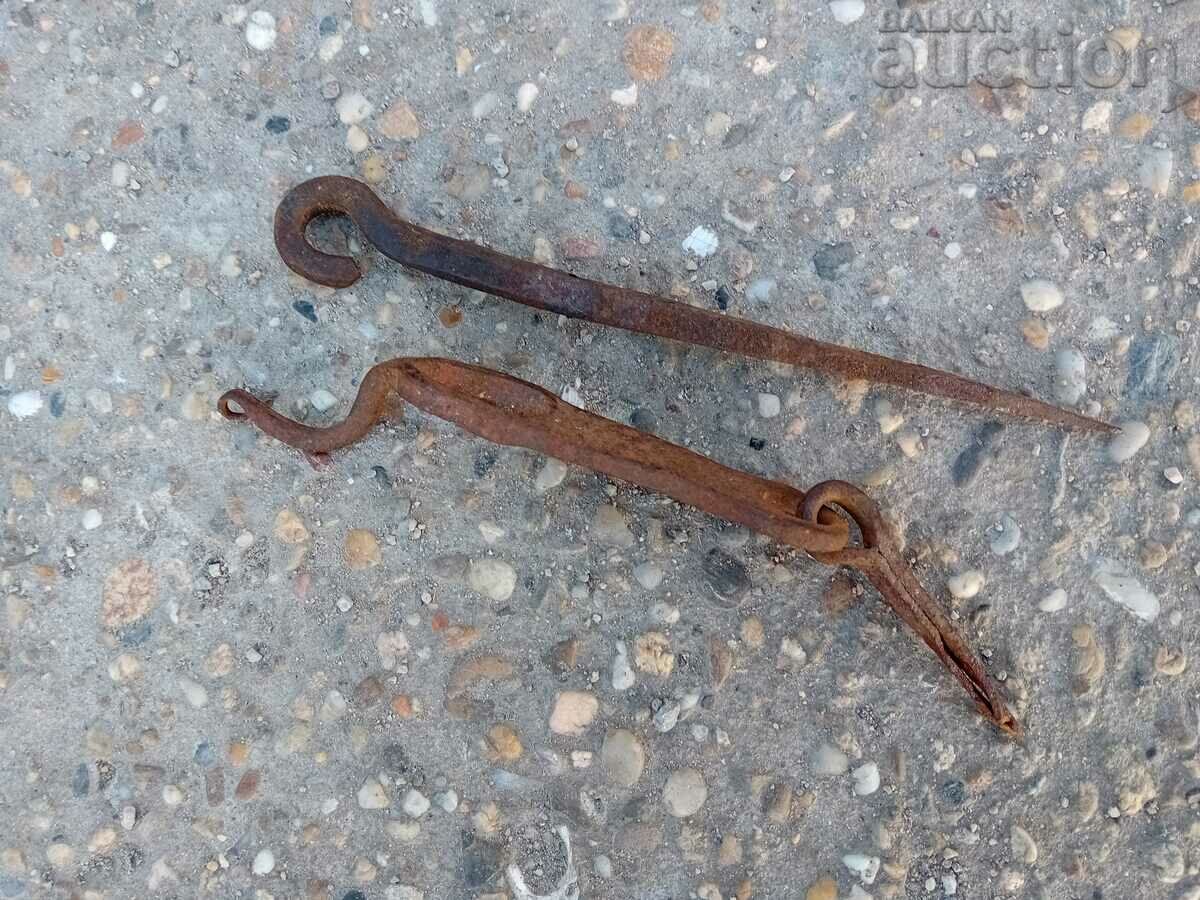 antique forged lock latch mechanism with price 21.00 BGN | € 10.74 antique forged lock latch mechanism with price 21.00 BGN | € 10.74