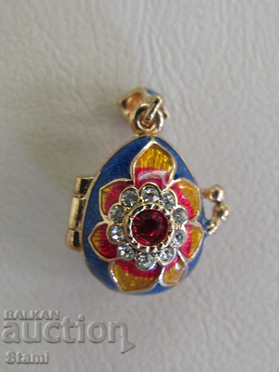 Auction Fine women's pendant necklace - Faberge egg, new Auction Fine women's pendant necklace - Faberge egg, new