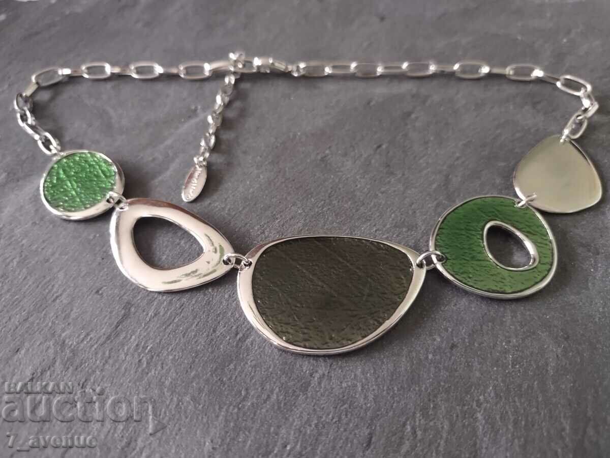 Delivery of Nice necklace, Hand Made, branded 25,03.24 Delivery of Nice necklace, Hand Made, branded 25,03.24