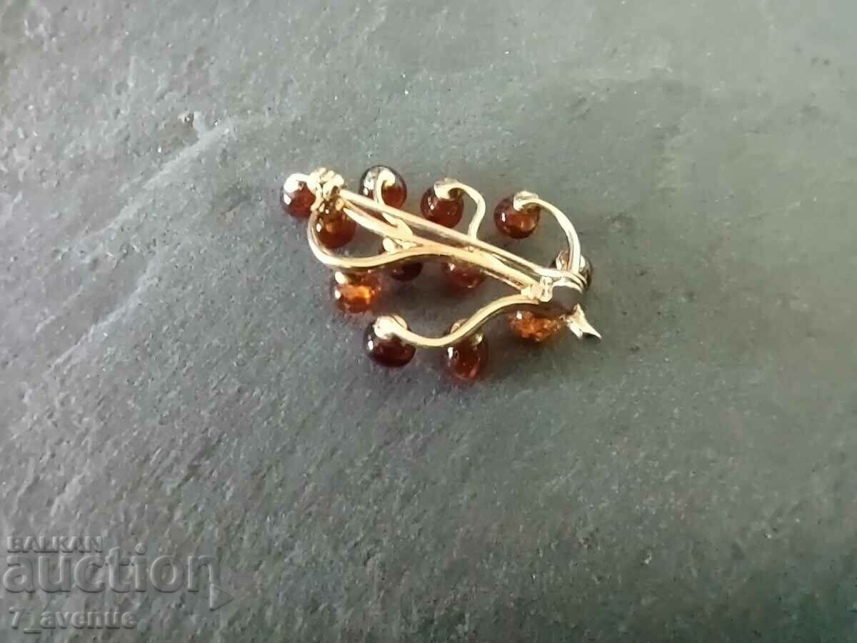 Licitație Brosa de chihlimbar, sfere de chihlimbar 25,03.24