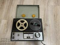 Tape recorder