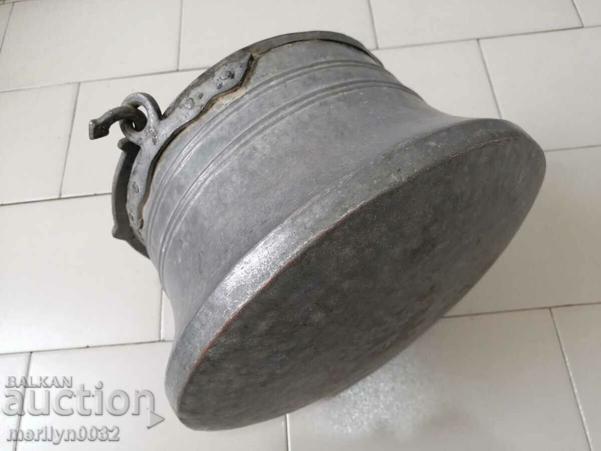 Παράδοση Χάλκινος λέβητας από κονσέρβες χαλκού Παράδοση Χάλκινος λέβητας από κονσέρβες χαλκού