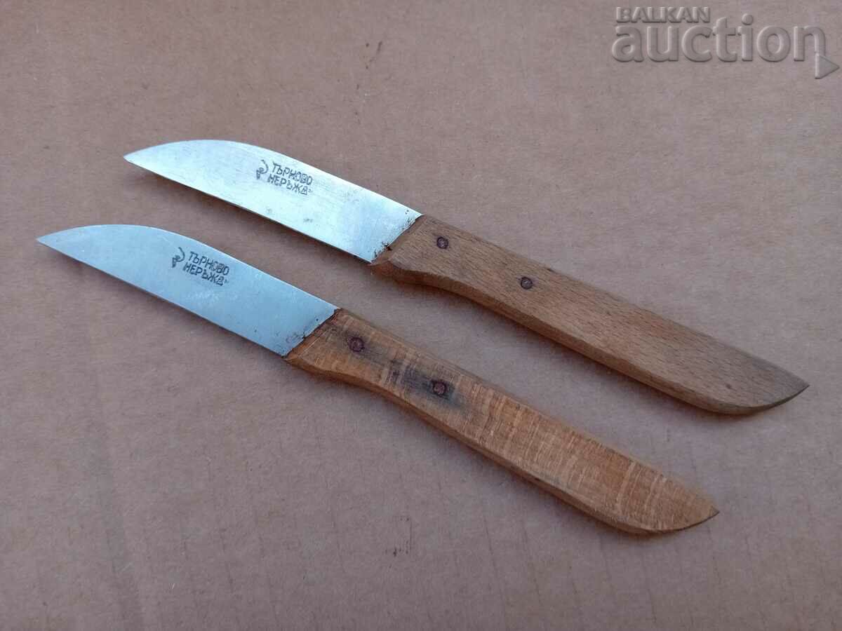 Sickle and Hammer Tarnovo stainless steel legs knives knife 60s 70s with price 31.00 BGN | € 15.85