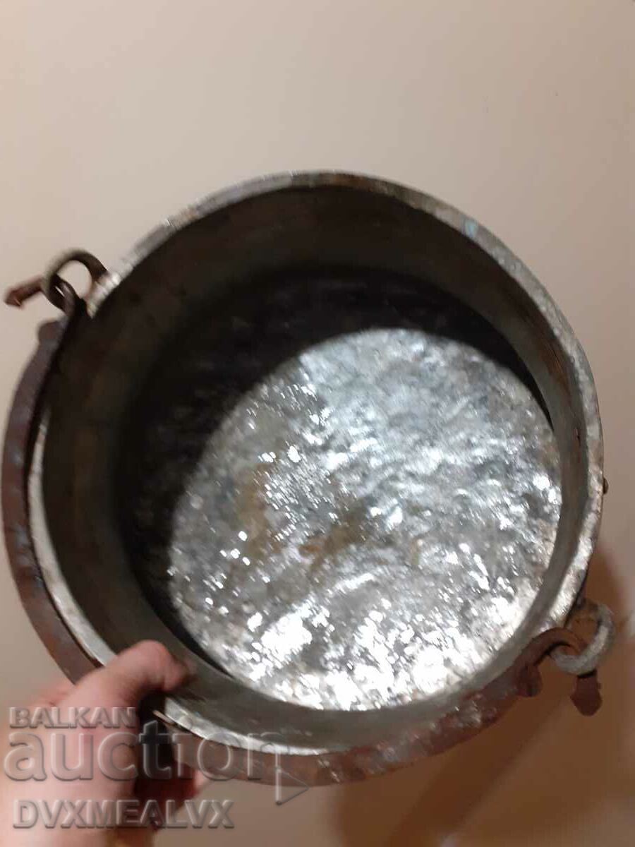 Renaissance copper, copper cauldron, cauldron 1 with price 48.00 BGN | € 24.54 Renaissance copper, copper cauldron, cauldron 1 with price 48.00 BGN | € 24.54