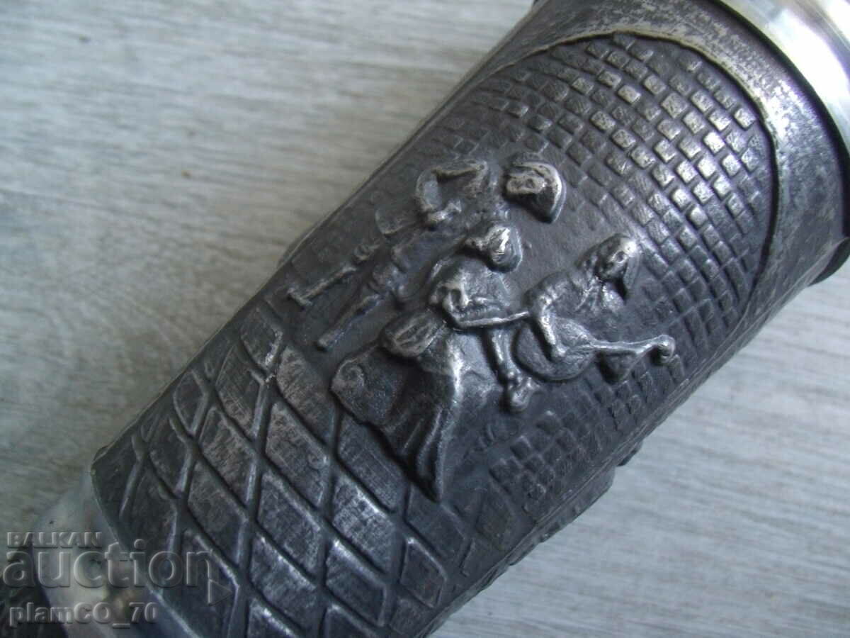 Delivery of #*7457 old metal / pewter cup - zinn Delivery of #*7457 old metal / pewter cup - zinn