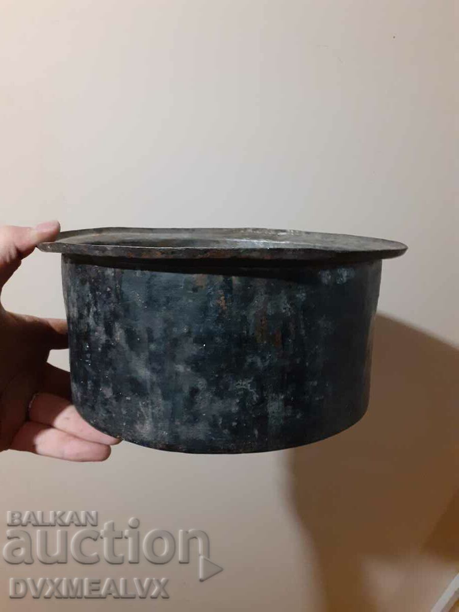 Renaissance copper pot, tas with price 20.00 BGN | € 10.23 Renaissance copper pot, tas with price 20.00 BGN | € 10.23