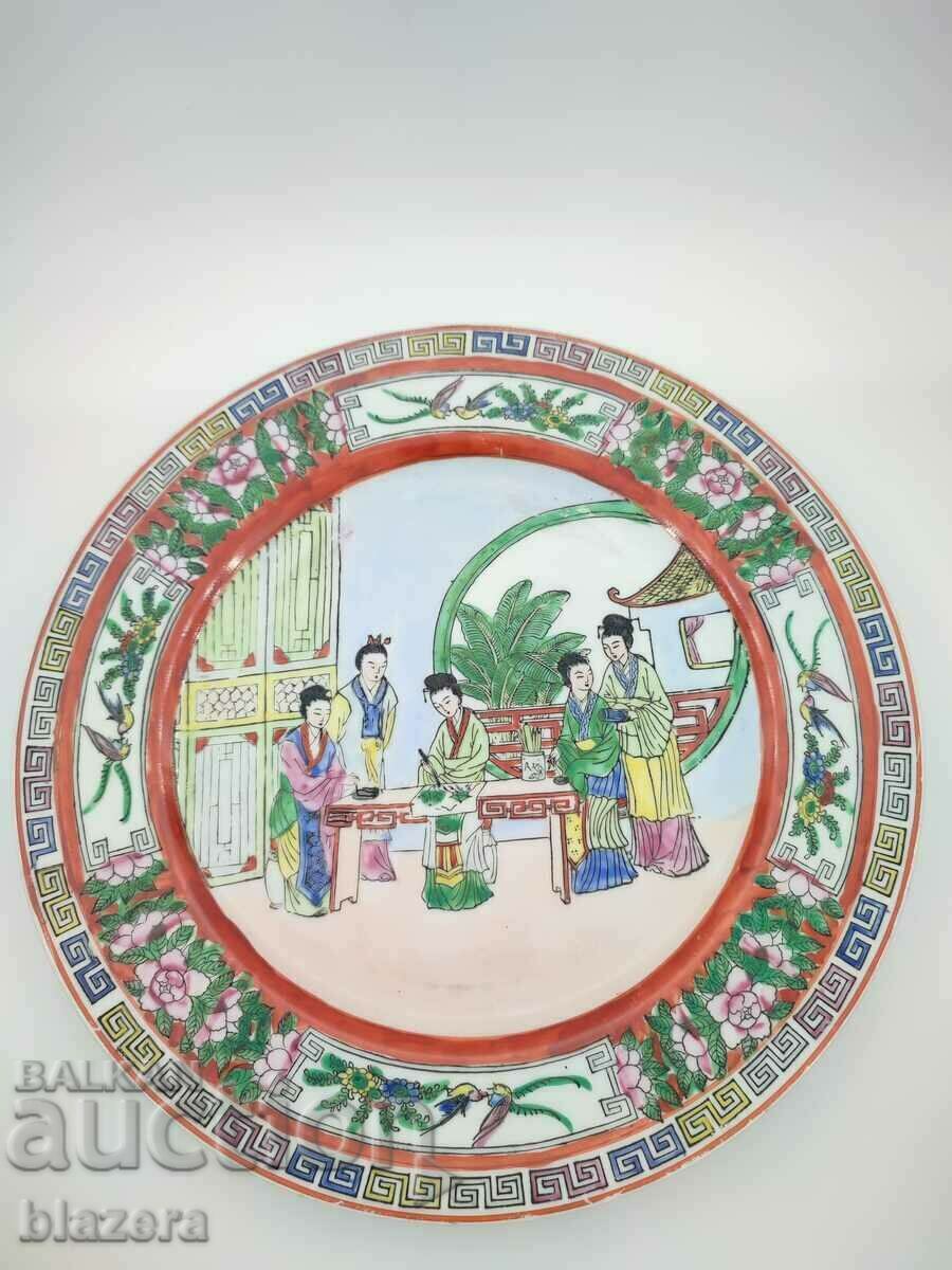 Китайска порцеланова  чиния