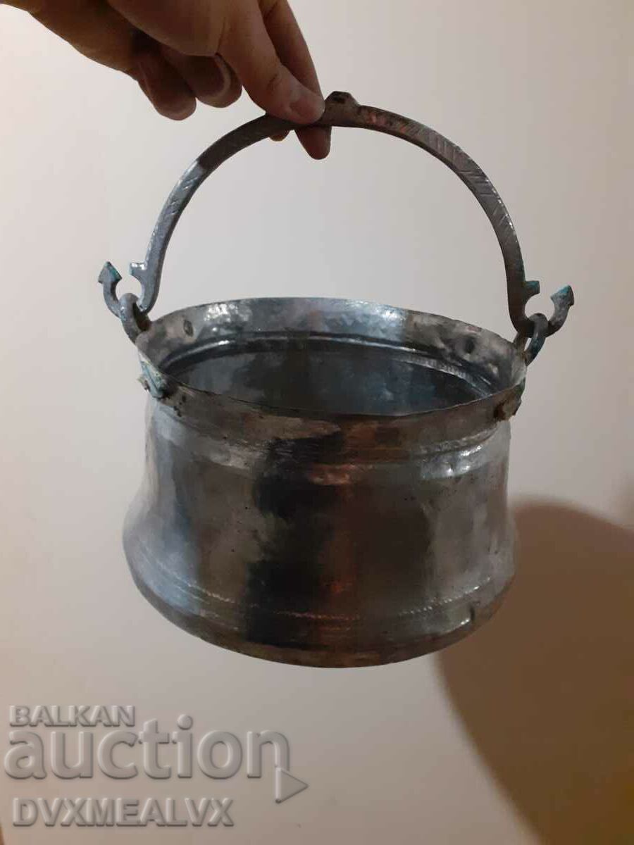 Renaissance copper, copper cauldron, cauldron 5