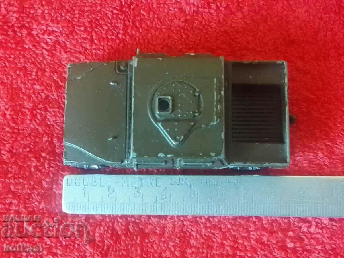 Old small metal car SIKUDESERT - LION SIKUCANYON siku Old small metal car SIKUDESERT - LION SIKUCANYON siku