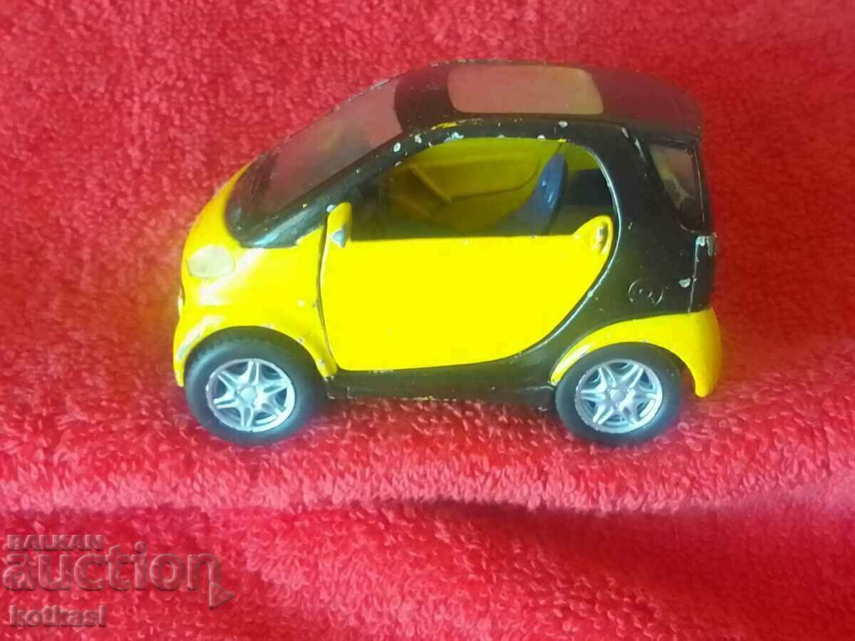Old small metal car Maisto 1/33 CHINA Citi-Coupe smart with price 12.50 BGN | € 6.39 Old small metal car Maisto 1/33 CHINA Citi-Coupe smart with price 12.50 BGN | € 6.39