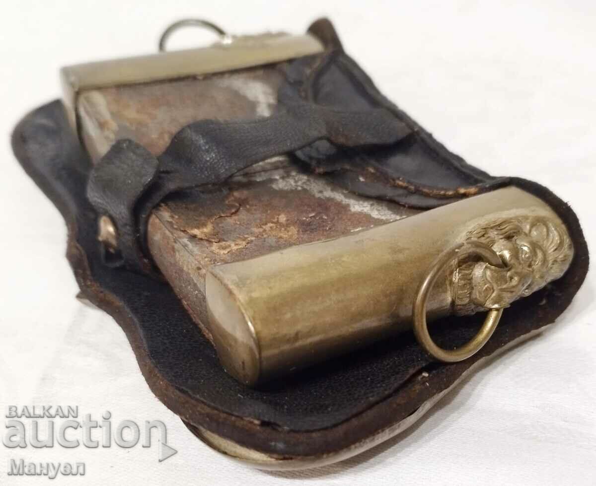 Livrarea Vechea cazarmă militară bulgară, cavalerie, ofițeri. Livrarea Vechea cazarmă militară bulgară, cavalerie, ofițeri.