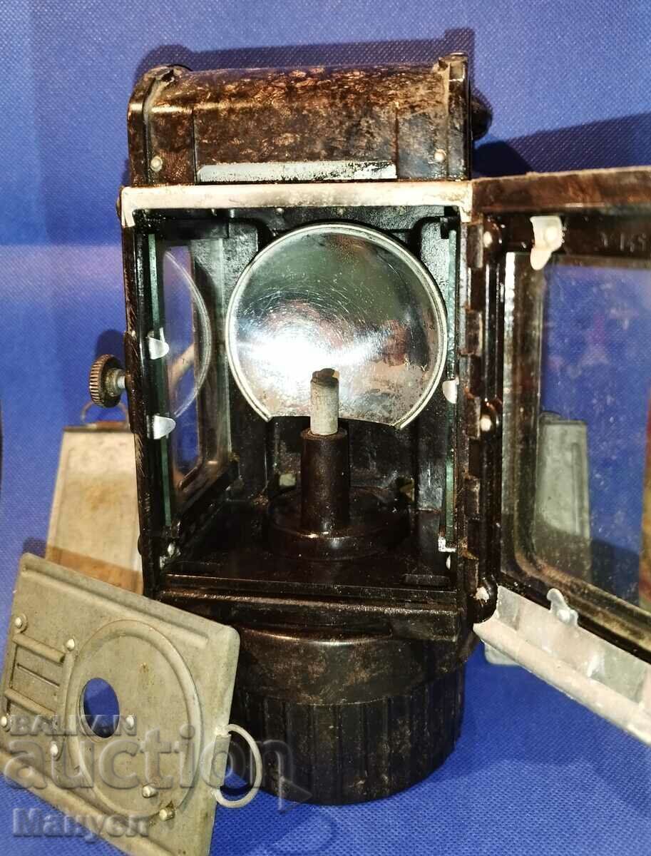 Παλαιό φανάρι καρβιδίου Βέρμαχτ, ΕΣΣΔ. με τιμή 400.00 BGN | € 204.52 Παλαιό φανάρι καρβιδίου Βέρμαχτ, ΕΣΣΔ. με τιμή 400.00 BGN | € 204.52