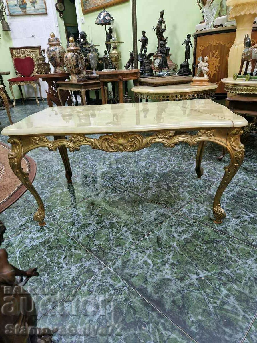 Δημοπρασία Ένα υπέροχο βελγικό μπρούτζινο τραπέζι αντίκα με όνυχα Δημοπρασία Ένα υπέροχο βελγικό μπρούτζινο τραπέζι αντίκα με όνυχα