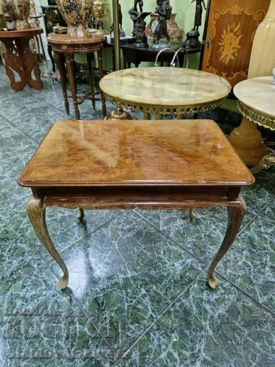 A wonderful antique English solid wood side table with price 100.00 BGN | € 51.13 A wonderful antique English solid wood side table with price 100.00 BGN | € 51.13
