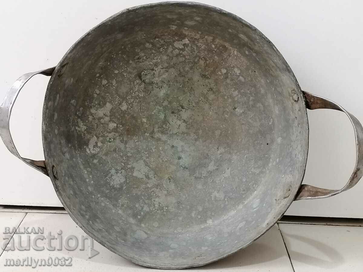 Old copper pan copper vessel copper pan with price 50.00 BGN | € 25.56 Old copper pan copper vessel copper pan with price 50.00 BGN | € 25.56
