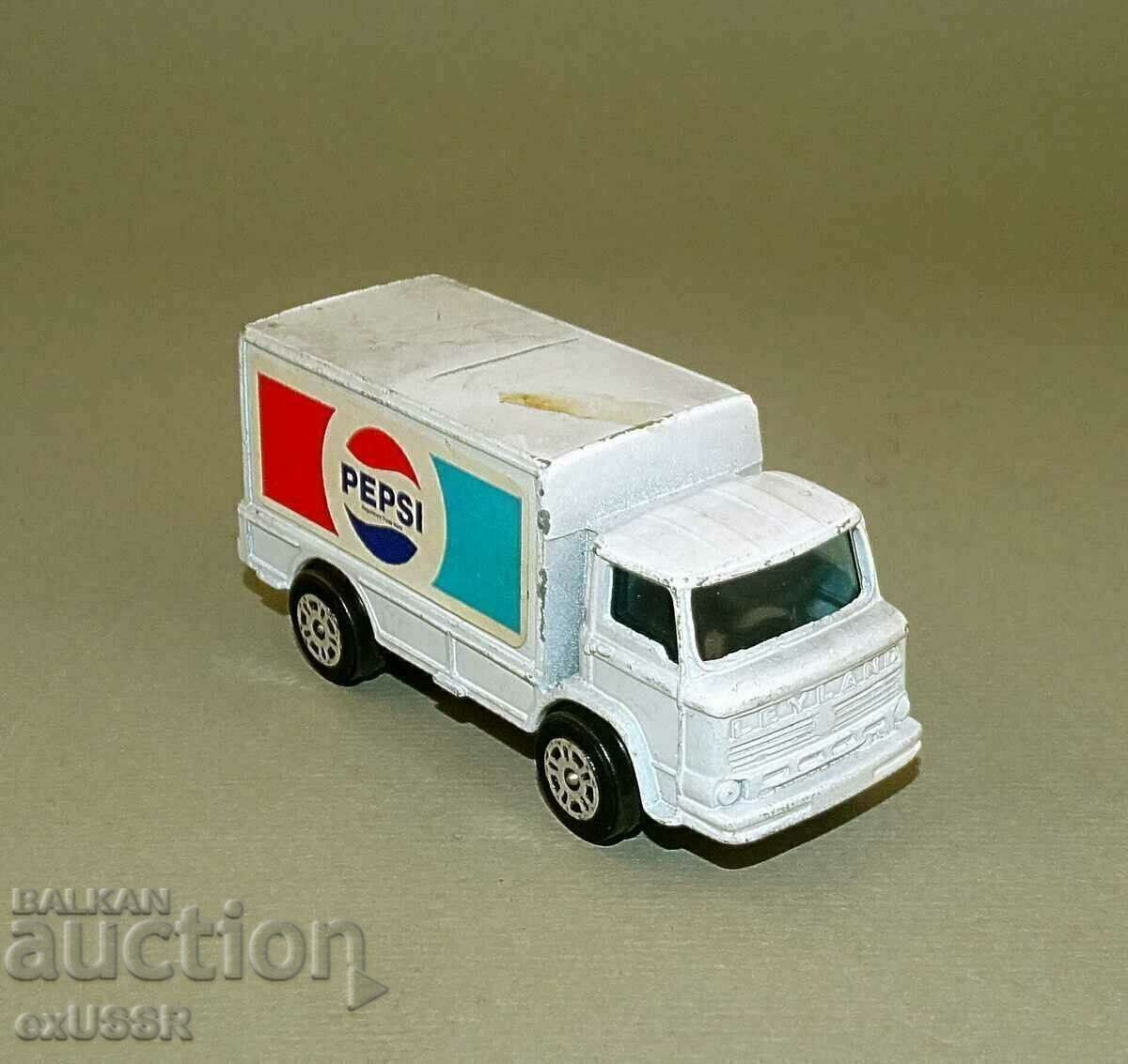 CORGI Leyland Pepsi Leyland Truck Trolley Car CORGI Leyland Pepsi Leyland Truck Trolley Car