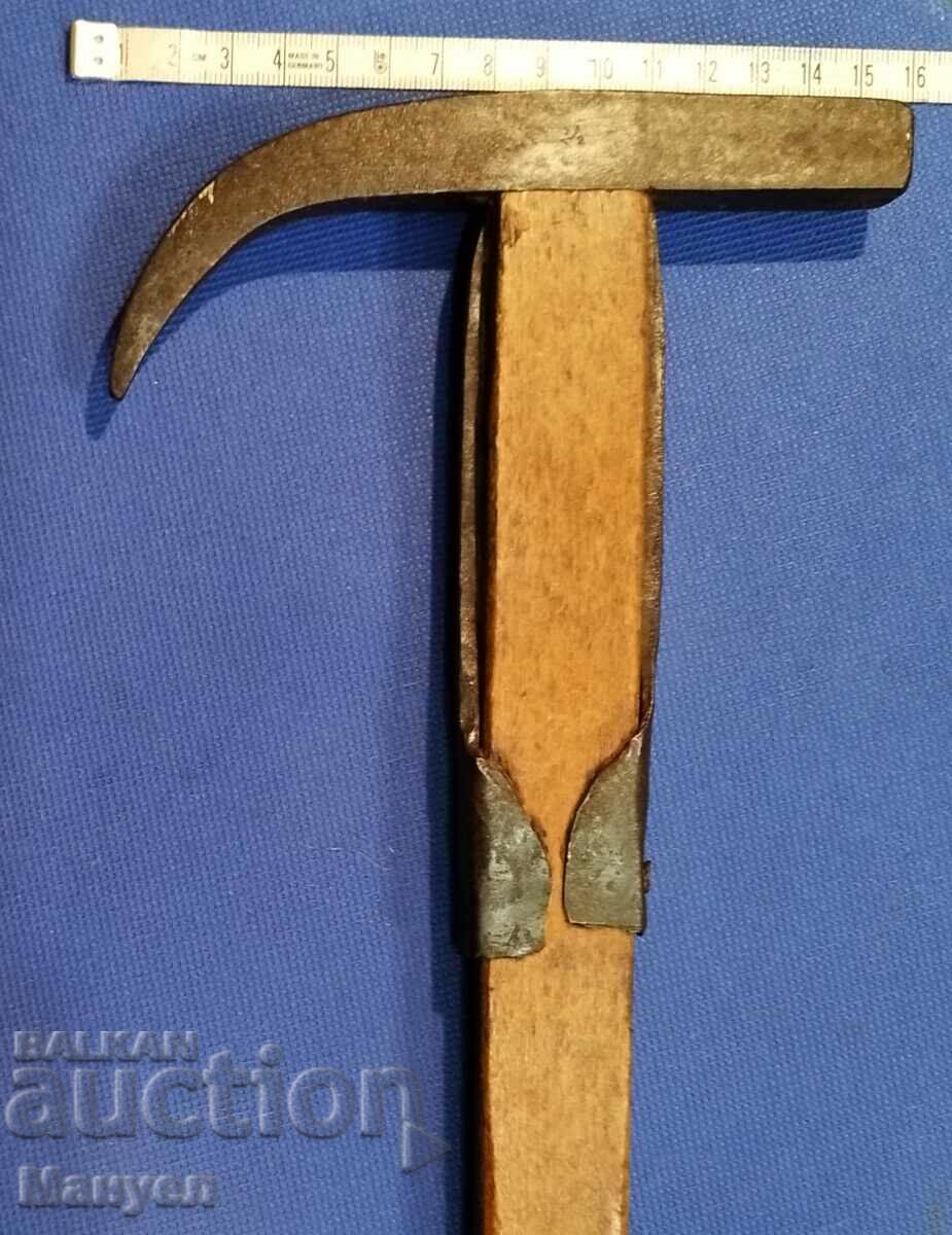 Auction Old pickel. Auction Old pickel.