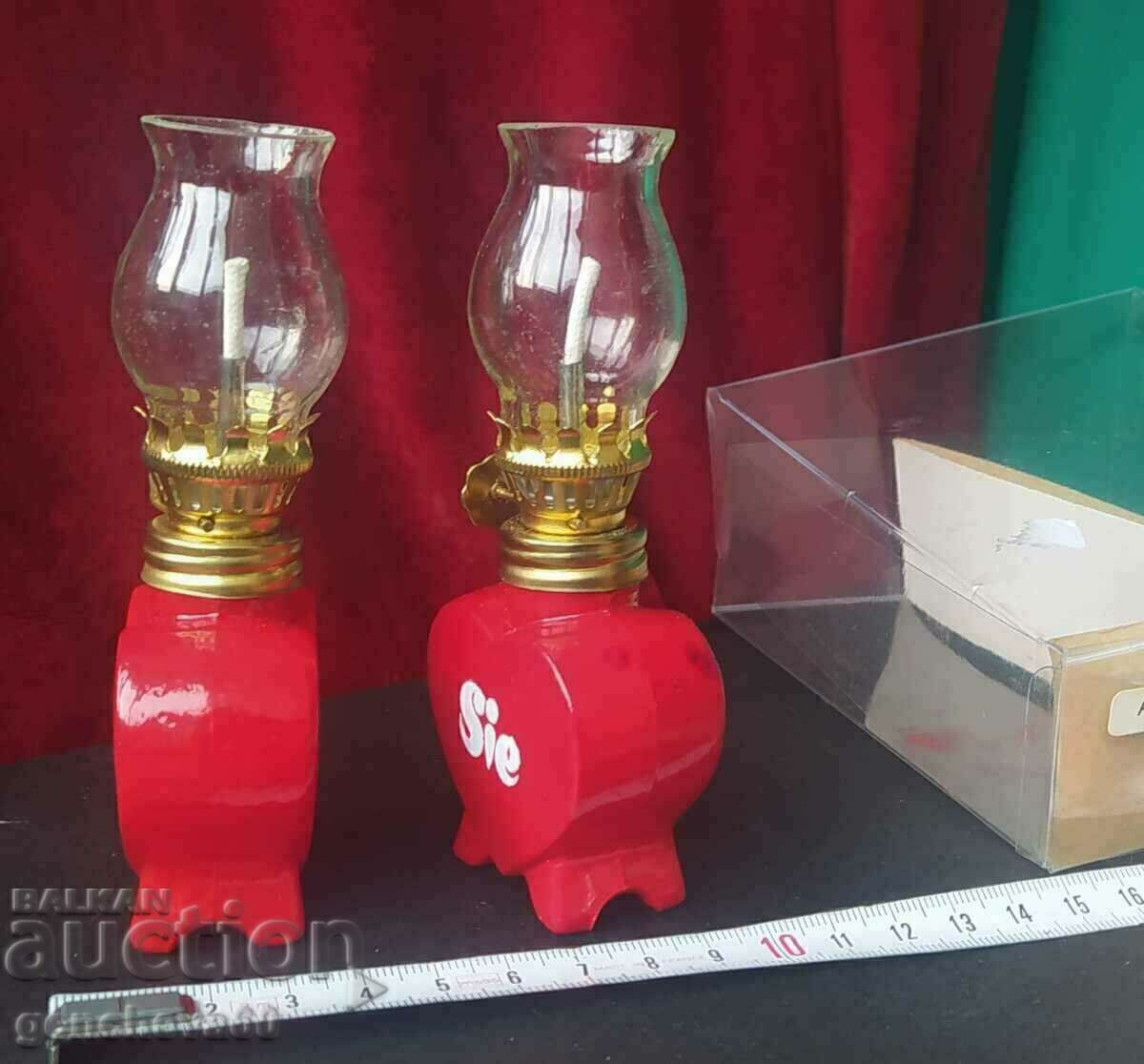 Delivery of Heart-shaped oil lantern 2 pcs. vintage