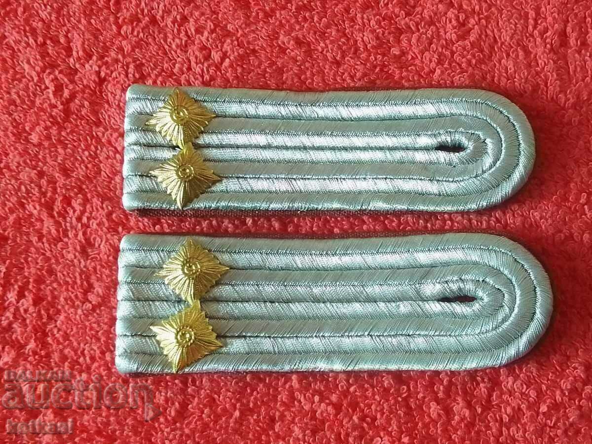 Old epaulettes army uniform - 6 Old epaulettes army uniform - 6
