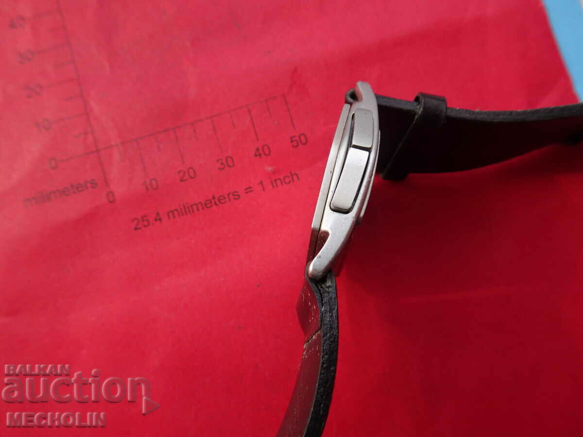 QUARTZ KONVERSE DIGITAL WATCH - 6 QUARTZ KONVERSE DIGITAL WATCH - 6