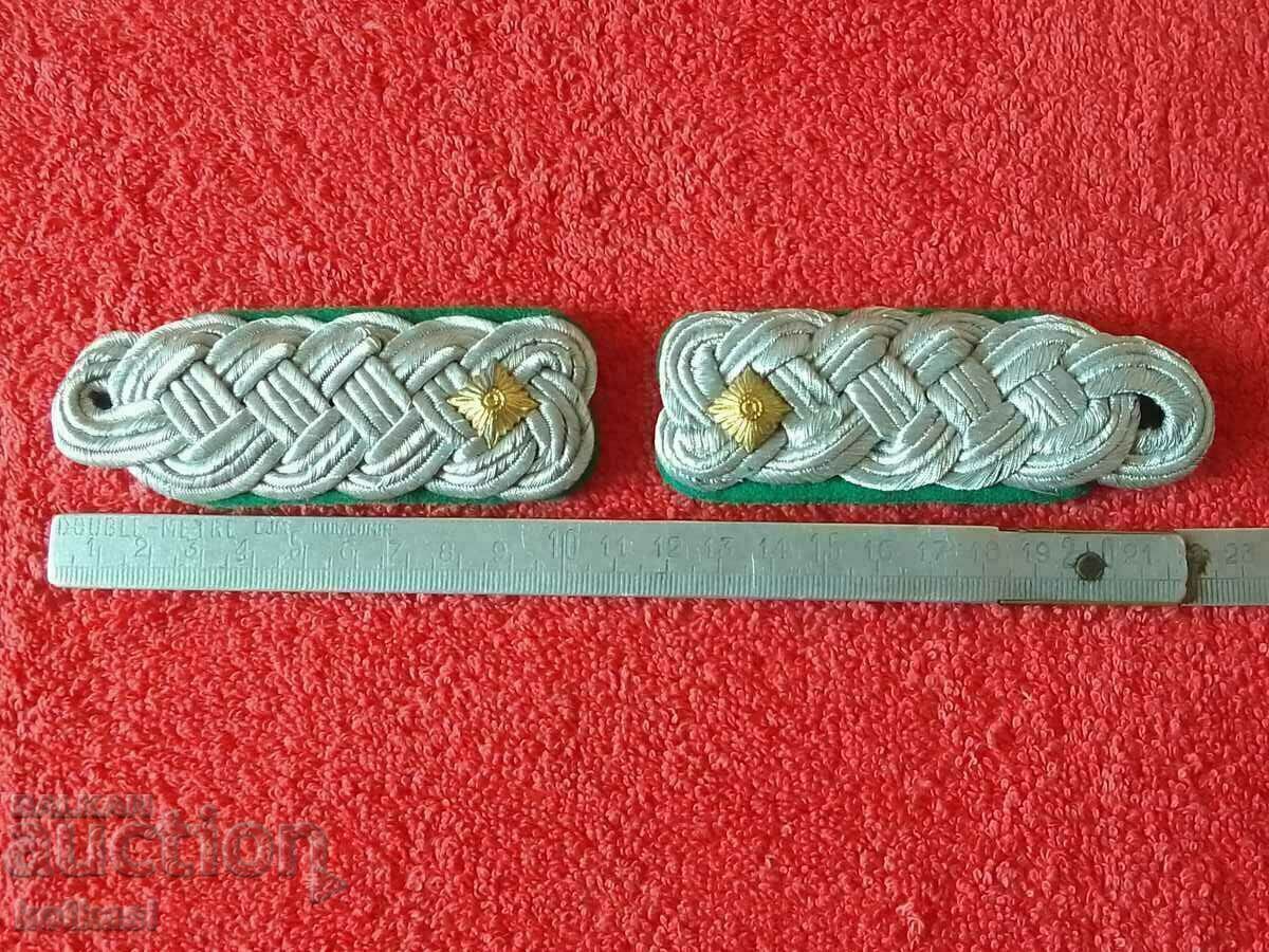 Old epaulettes army uniform Old epaulettes army uniform